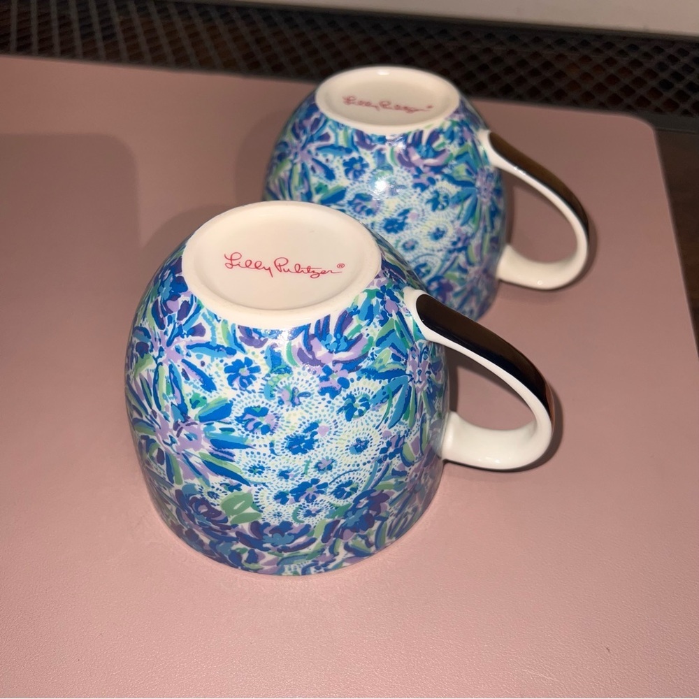 Lilly Pulitzer Hidden Cats 12 oz Coffee‎ Mugs “Lion High Maintenance” Set of 2